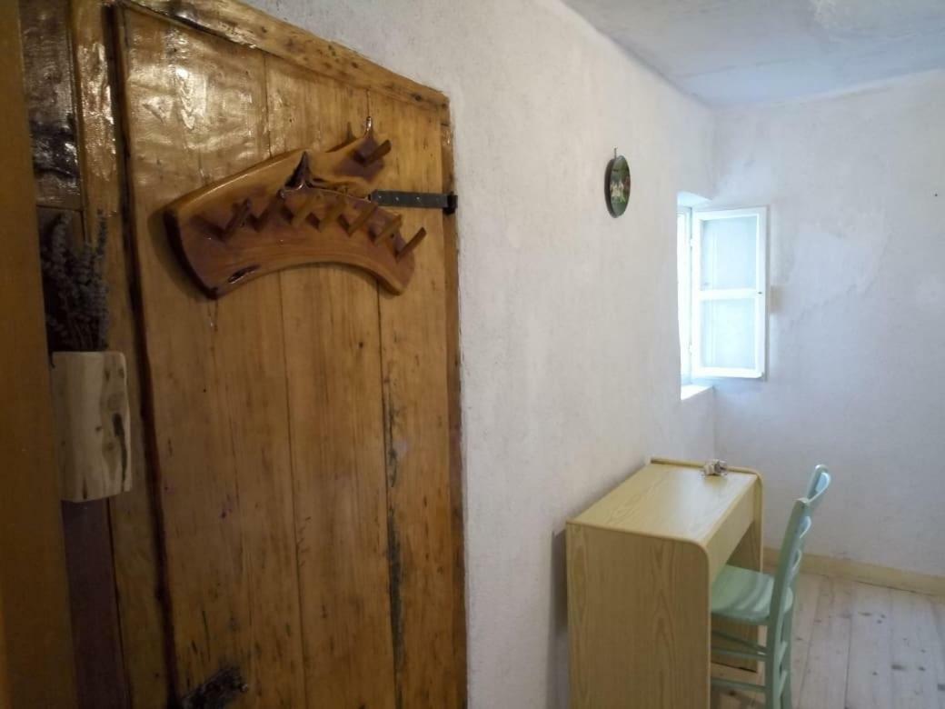 Apartman Dinko Lubenice Ngoại thất bức ảnh
